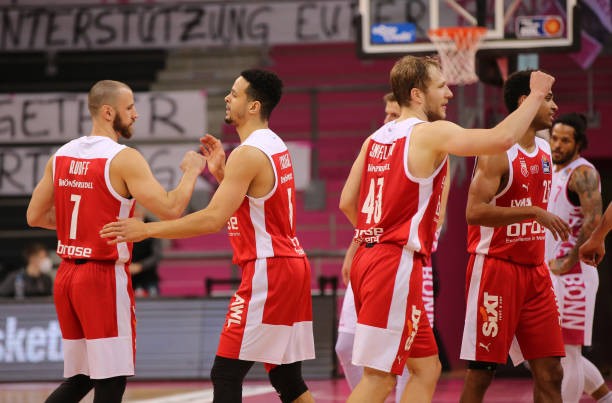 年龄和可塑 年龄和可塑