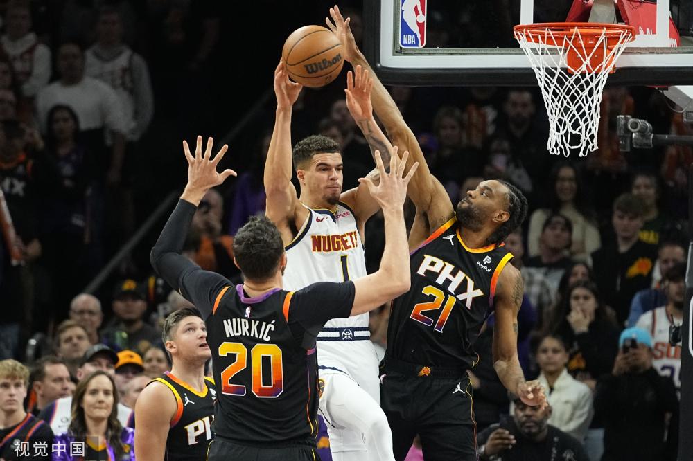 另一方面 另一方面