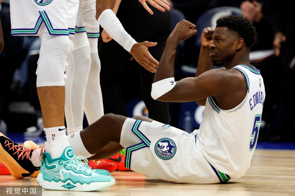 首球效应 首球效应