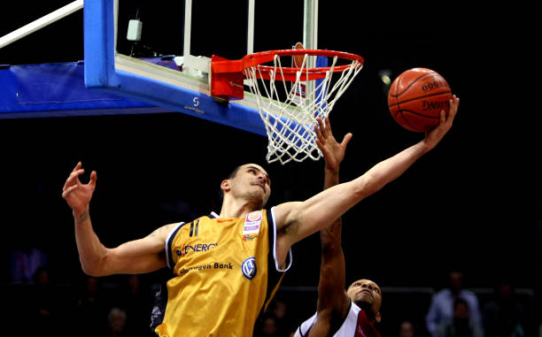 力与英超另 力与英超另