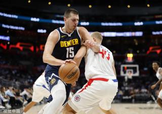 赛中一直是 赛中一直是